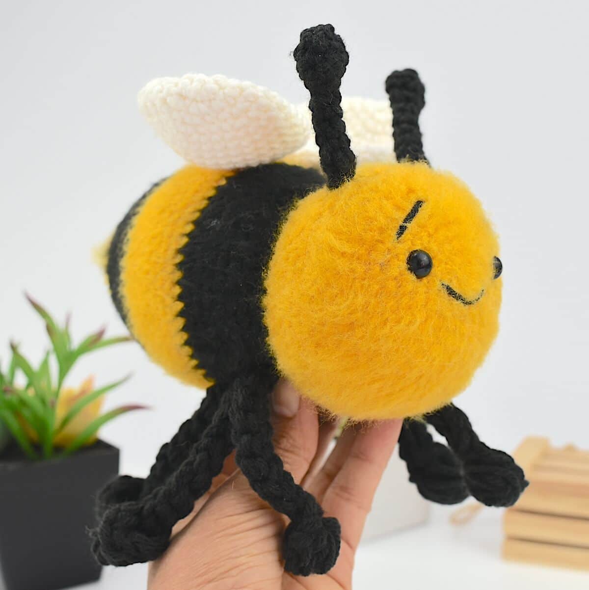 Crochet Bee