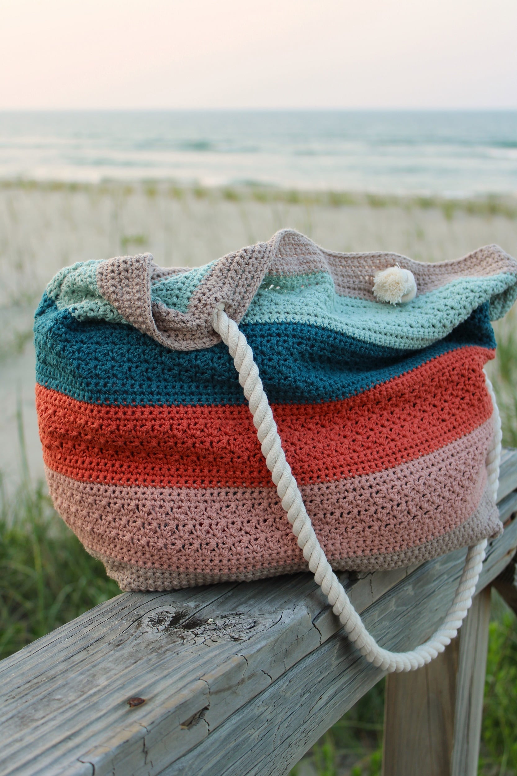 40 Must-Try Crochet Beach Bag Patterns You’ll Love - Zamiguz